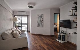 Depto luminoso con balcón en Nueva Córdoba